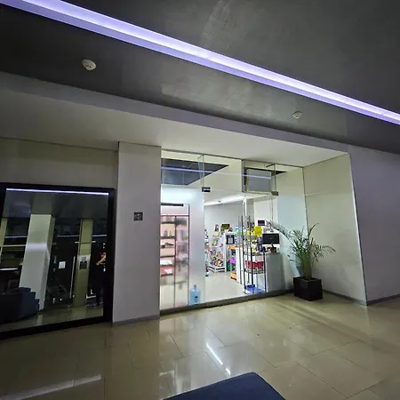 Urban Living Bnb Puerta Alameda