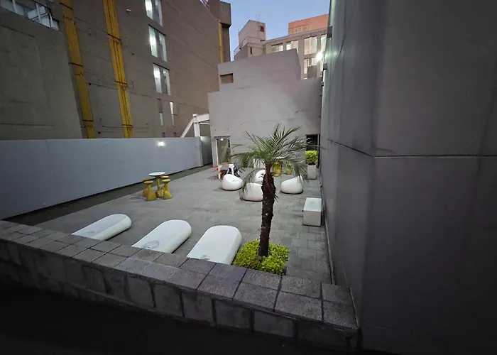 Urban Living Puerta Alameda