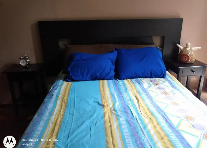 Bed and breakfast Urban Living Puerta Alameda