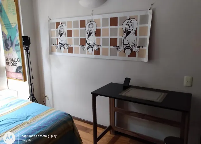 Bed and breakfast Urban Living Puerta Alameda 3*