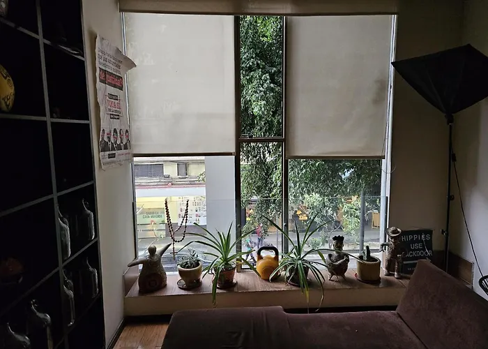 Bed and breakfast Urban Living Puerta Alameda