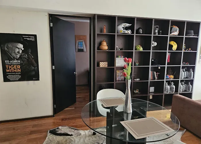 Bed and breakfast Urban Living Puerta Alameda 3*